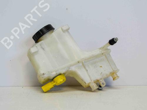 Used Brake fluid reservoir AUDI A3 Sportback (8VA, 8VF) 1.6 TDI (110 hp) 14688178