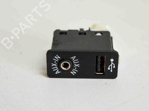 Used Electronic module BMW 5 (F10) 535 i (306 hp) 14676413
