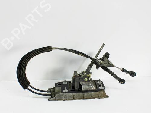 Used Gear lever VW CADDY III Box Body/MPV (2KA, 2KH, 2CA, 2CH) 2.0 TDI 16V 4motion (140 hp) 17549145