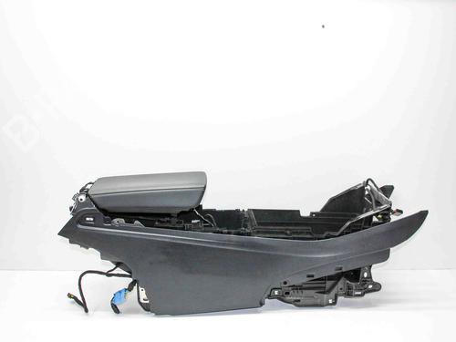 Used Middle console TESLA MODEL Y (5YJY) EV Performance All-wheel Drive (534 hp) 28823005