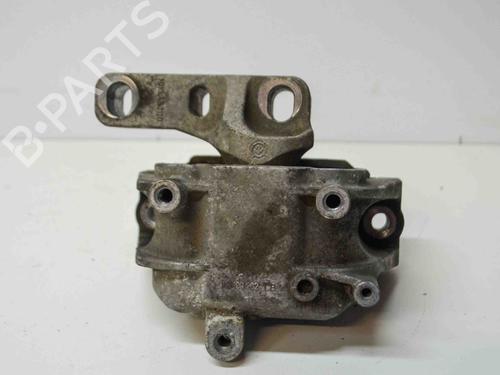 Support de moteur VW CADDY III MPV (2KB, 2KJ, 2CB, 2CJ) 2.0 TDI 4motion (110 hp) 6876087