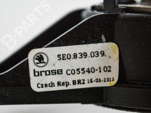 Right rear window motor SKODA OCTAVIA III (5E3, NL3, NR3) 1.6 TDI | BP6491681E22 