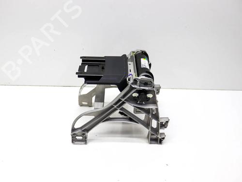 Used Armrest / Center console AUDI A4 B9 (8W2, 8WC) 2.0 TFSI (252 hp) 32345195