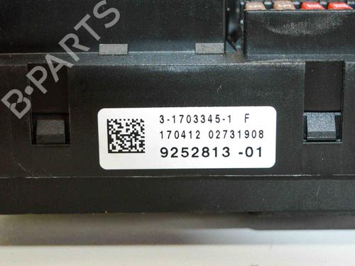 Fuse box BMW 5 (F10) 535 i | BP13933086E1