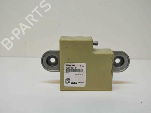 Used Electronic module BMW 5 Gran Turismo (F07) 530 d (245 hp) 12099485