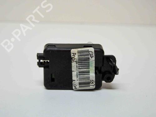 Binnenverlichting TESLA MODEL S (5YJS) 85 (367 hp) 13933343