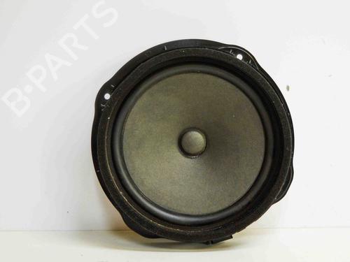 Used Speaker AUDI A3 Limousine (8VS, 8VM) 2.0 TDI (150 hp) 6483988