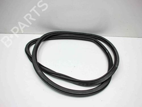 Used Rubber door seal AUDI Q3 (8UB, 8UG) 2.0 TFSI quattro (200 hp) 28823257