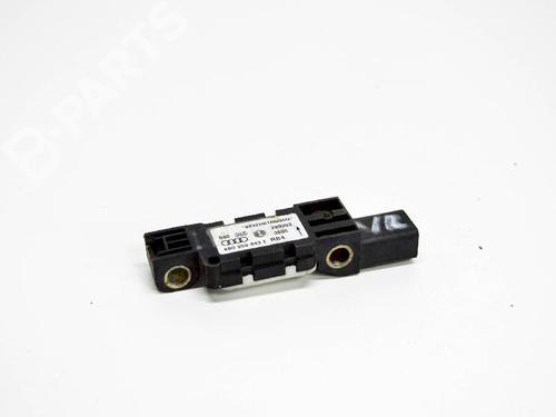 Used Electronic sensor AUDI A3 (8P1) 1.6 (102 hp) 8852212
