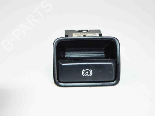 Used Switch MERCEDES-BENZ CLA Coupe (C117) CLA 250 (117.344) (211 hp) 13519332