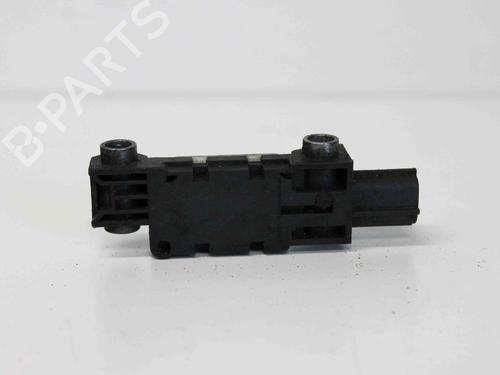 Used Electronic sensor AUDI A4 B7 (8EC) 1.9 TDI (116 hp) 7913499