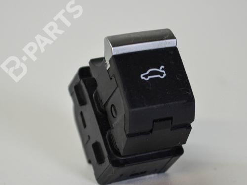 Used Switch AUDI A4 B9 (8W2, 8WC) 2.0 TFSI (190 hp) 8851319