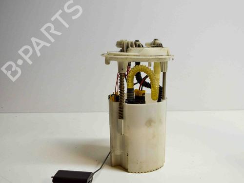 Used Fuel pump NISSAN JUKE (F15) 1.5 dCi (110 hp) 6482619