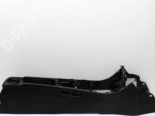 Used Middle console BMW X2 (F39) sDrive 20 i (192 hp) 28820716