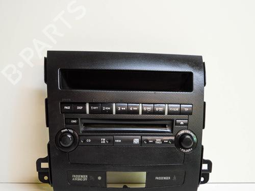 Autoradio MITSUBISHI OUTLANDER II (CW_W) 2.0 DI-D (CW8W) (140 hp) 15083547