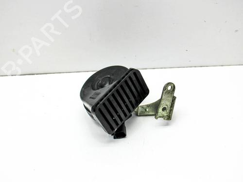 Horn VOLVO V60 II Cross Country (227) T5 AWD (250 hp) 28822912
