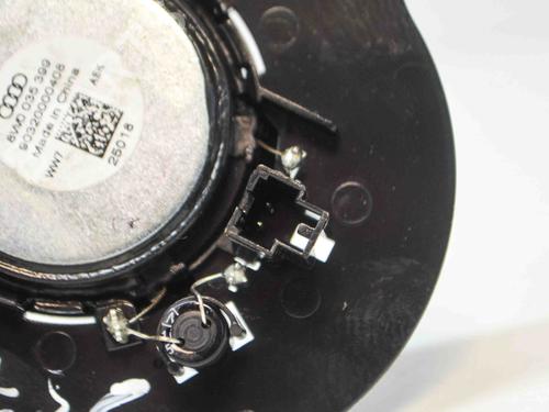 Coluna de som AUDI A4 B9 (8W2, 8WC) 2.0 TDI | BP6483254E2