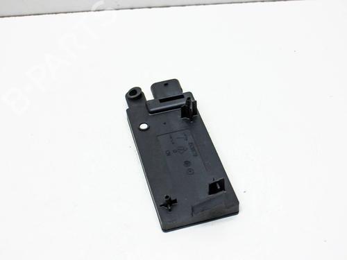 Elektronische module TESLA MODEL Y (5YJY) EV Performance All-wheel Drive | BP28822990M83 