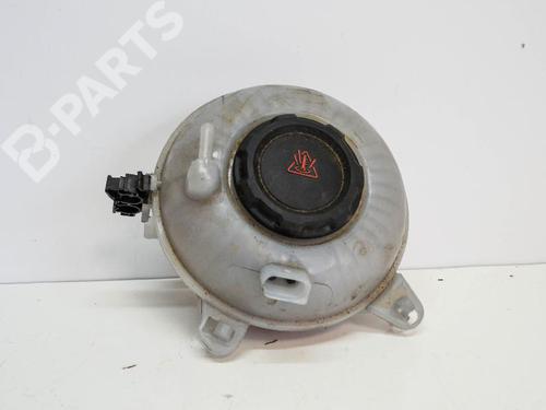 Used Expansion tank VW PASSAT B8 (3G2, CB2) 1.4 TSI (150 hp) 7742871