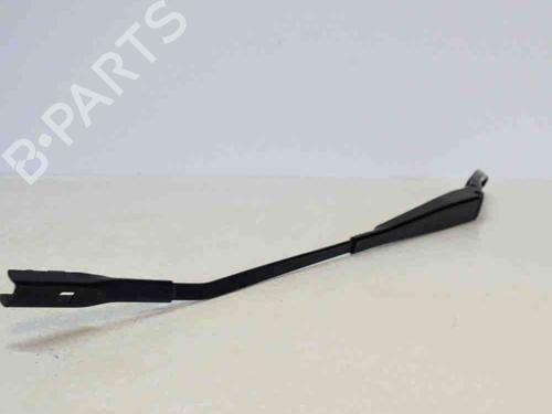 Used Front windshield wiper arm AUDI A3 Sportback (8VA, 8VF) 1.6 TDI (110 hp) 14688164