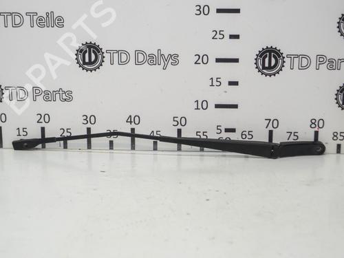 Used Front windshield wiper arm SKODA OCTAVIA III Combi (5E5, 5E6) 1.6 TDI (105 hp) 14672565