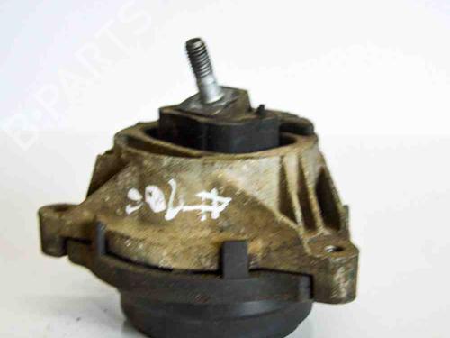 Used Engine mount BMW 3 (F30, F80) 320 d (184 hp) 6490810