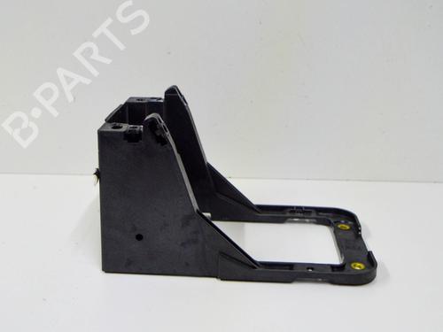 Used Gear lever AUDI A3 (8P1) 1.4 TFSI (125 hp) 13519275