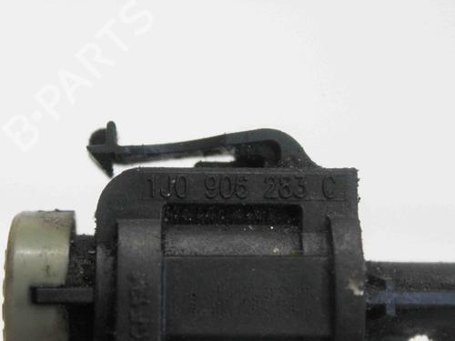 Used Electronic sensor AUDI A4 B7 (8EC) 1.9 TDI (116 hp) 14683698