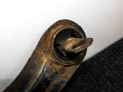 Right rear steering knuckle VOLVO C30 (533) 2.0 D | BP26512799M28