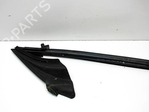 Rubber door seal BMW 6 Gran Coupe (F06) 650 i | BP26513944C142 