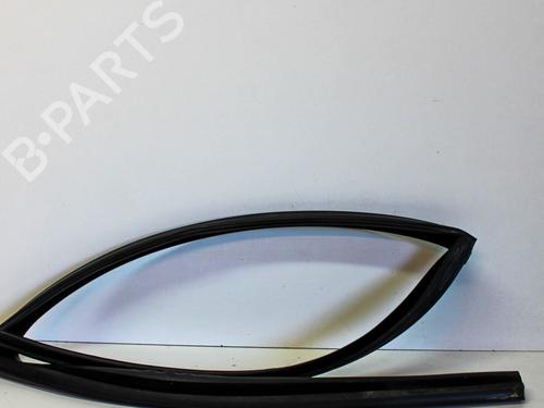 Used Rubber door seal BMW 5 (F10) 535 i (306 hp) 14676494
