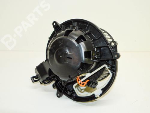 Used Heater blower motor BMW 4 Coupe (F32, F82) 420 d (184 hp) 10621377