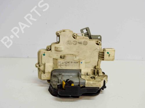 Høyre foran lås AUDI A8 D3 (4E2, 4E8) 3.0 (220 hp) 7914573