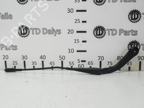 Used Front windshield wiper arm BMW 3 Touring (E91) 318 i (143 hp) 14672682