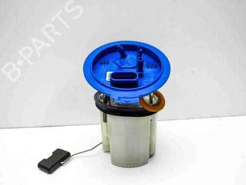 Used Fuel pump SEAT ATECA (KH7, KHP) 1.5 TSI (150 hp) 28822375