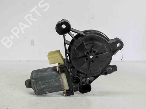 Used Right front window motor VW GOLF VII (5G1, BQ1, BE1, BE2) 1.2 TSI (86 hp) 8853599