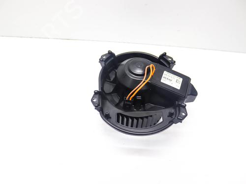 Used Heater blower motor MERCEDES-BENZ CLA Coupe (C117) CLA 250 (117.344) (211 hp) 29637879