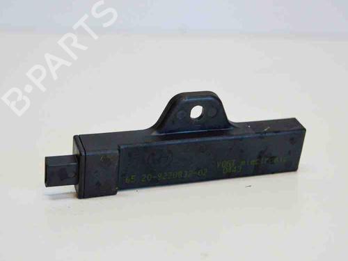 Antenne/Steun BMW 1 (F20) M 135 i (320 hp) 8852911