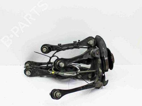 Suspensión trasera izquierda BMW 2 Convertible (F23) 228 i (245 hp) 17637007