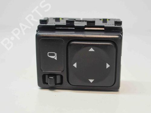 Used Switch NISSAN JUKE (F15) 1.5 dCi (110 hp) 6482599