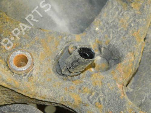 Left rear steering knuckle SKODA SUPERB II (3T4) 2.0 TDI 16V | BP14674811M27