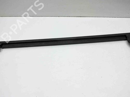 Used Door moulding trim TESLA MODEL Y (5YJY) EV Performance All-wheel Drive (534 hp) 28823194