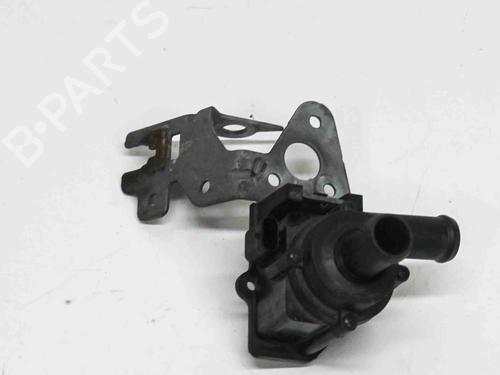 Used Auxiliary water pump AUDI A4 B8 Avant (8K5) 2.0 TDI (170 hp) 14684540