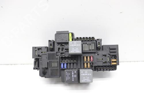 Used Fuse box Fuse box 39501615 39501615