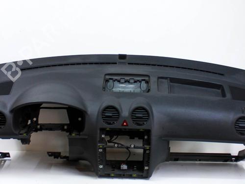 Dashboard VW CADDY III Box Body/MPV (2KA, 2KH, 2CA, 2CH) 2.0 TDI 16V 4motion (140 hp) 17376416