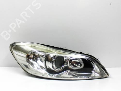 Used Right headlight VOLVO C30 (533) 2.0 D (136 hp) 26512714