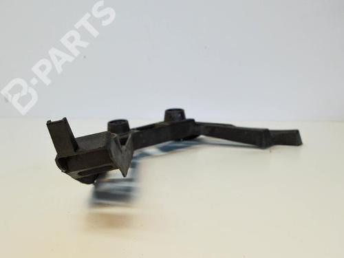 Rear bumper bracket VW GOLF VI (5K1) 1.4 TSI | BP6481312C159 