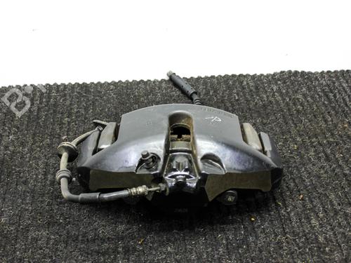 Used Right front brake caliper BMW 6 Gran Coupe (F06) 650 i (449 hp) 26513899