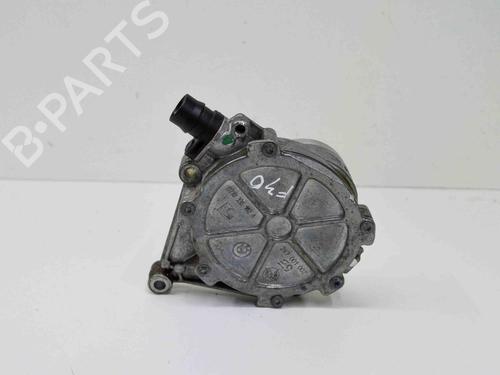Used Vacuum pump BMW 3 (F30, F80) 328 i (245 hp) 12177249