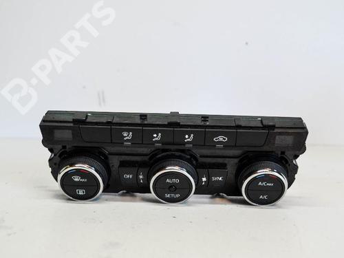 Used Climate control SEAT LEON (5F1) 2.0 TDI (150 hp) 6502892